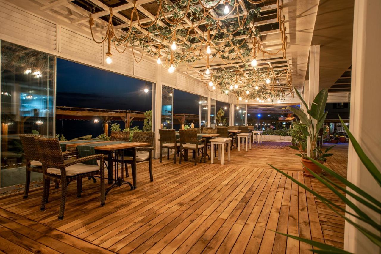 Side Beach Club Buitenkant foto