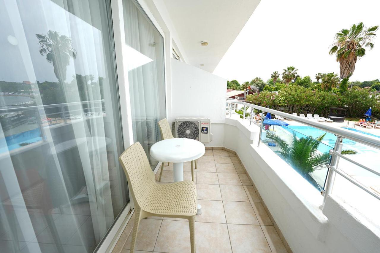 Side Beach Club Buitenkant foto